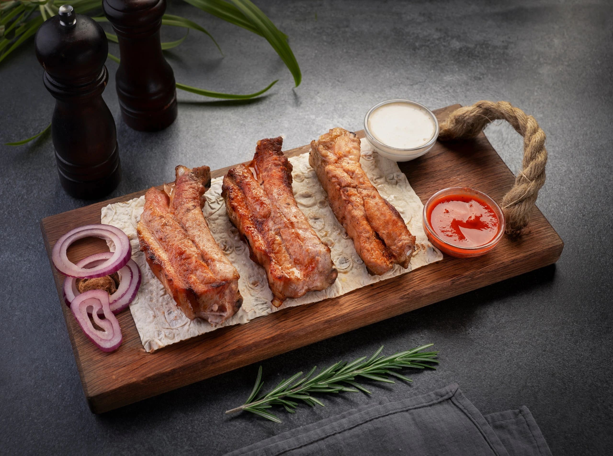 Шашлык из свиных ребрышек